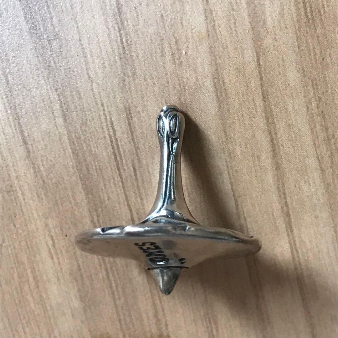 LONE ONES Mating Flight Pin コマ