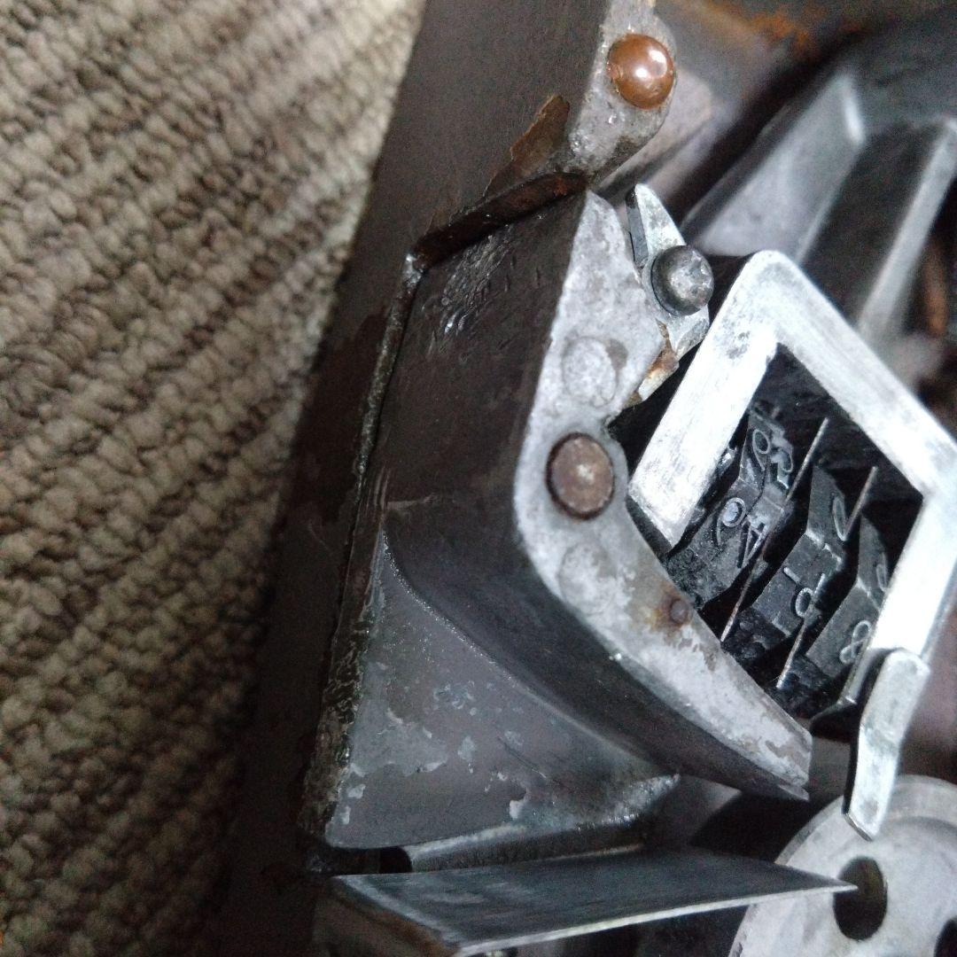 鉄道部品銀河　天虎日付印字器　ダッチングマシン　１９７６年　ジャンク品　修理必要