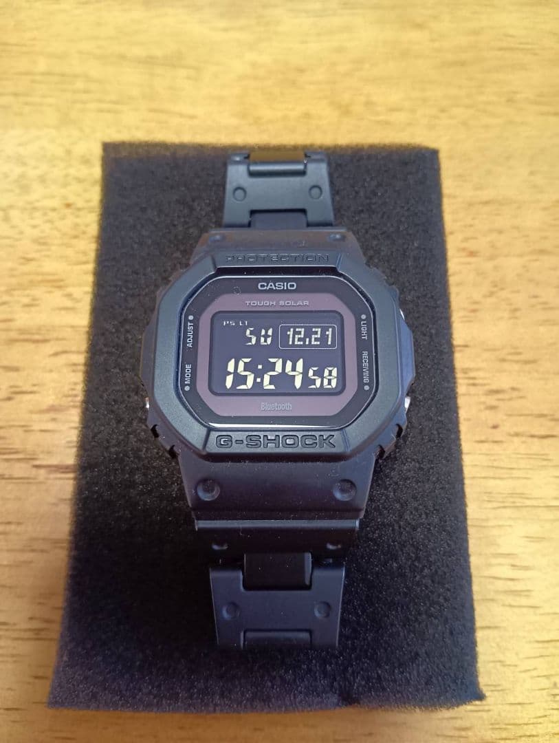 美品 国内正規品 CASIO G-SHOCK　GW-B5600BC-1BJF