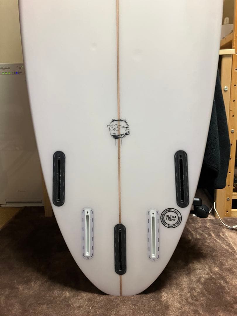 アルメリック　ネックベアード3　5' 11　Future PU　サーフボード