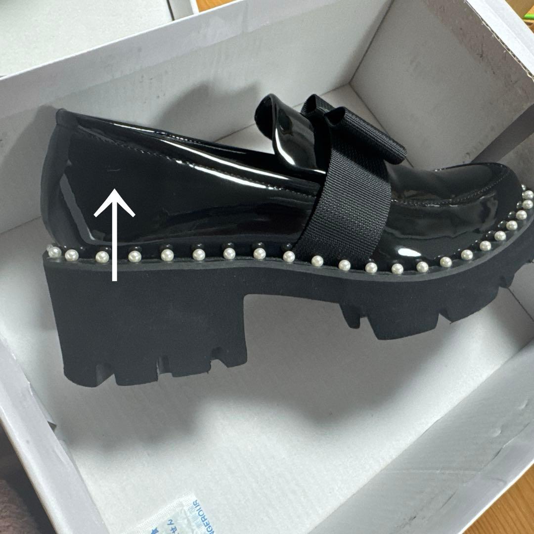 美品　アキロン×Donobanコラボ パールリボンローファー　S