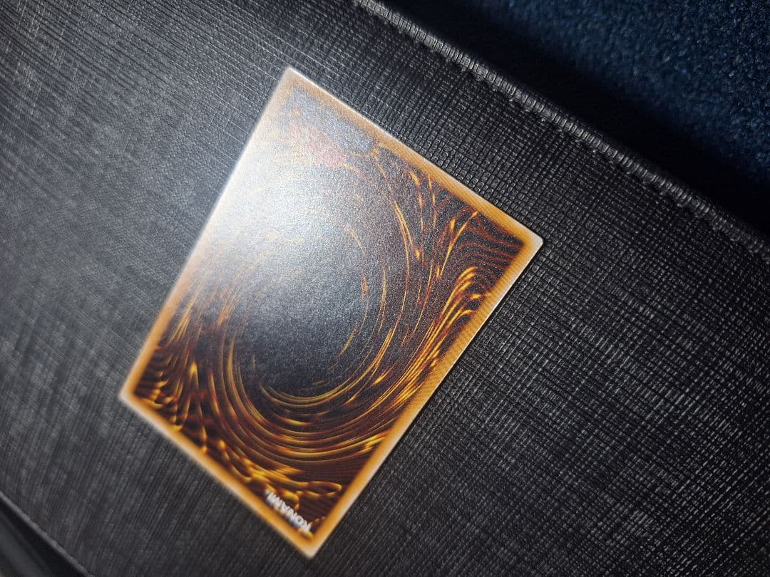 遊戯王　青眼の白龍　ブルーアイズ・ホワイト・ドラゴン　レリーフSM51