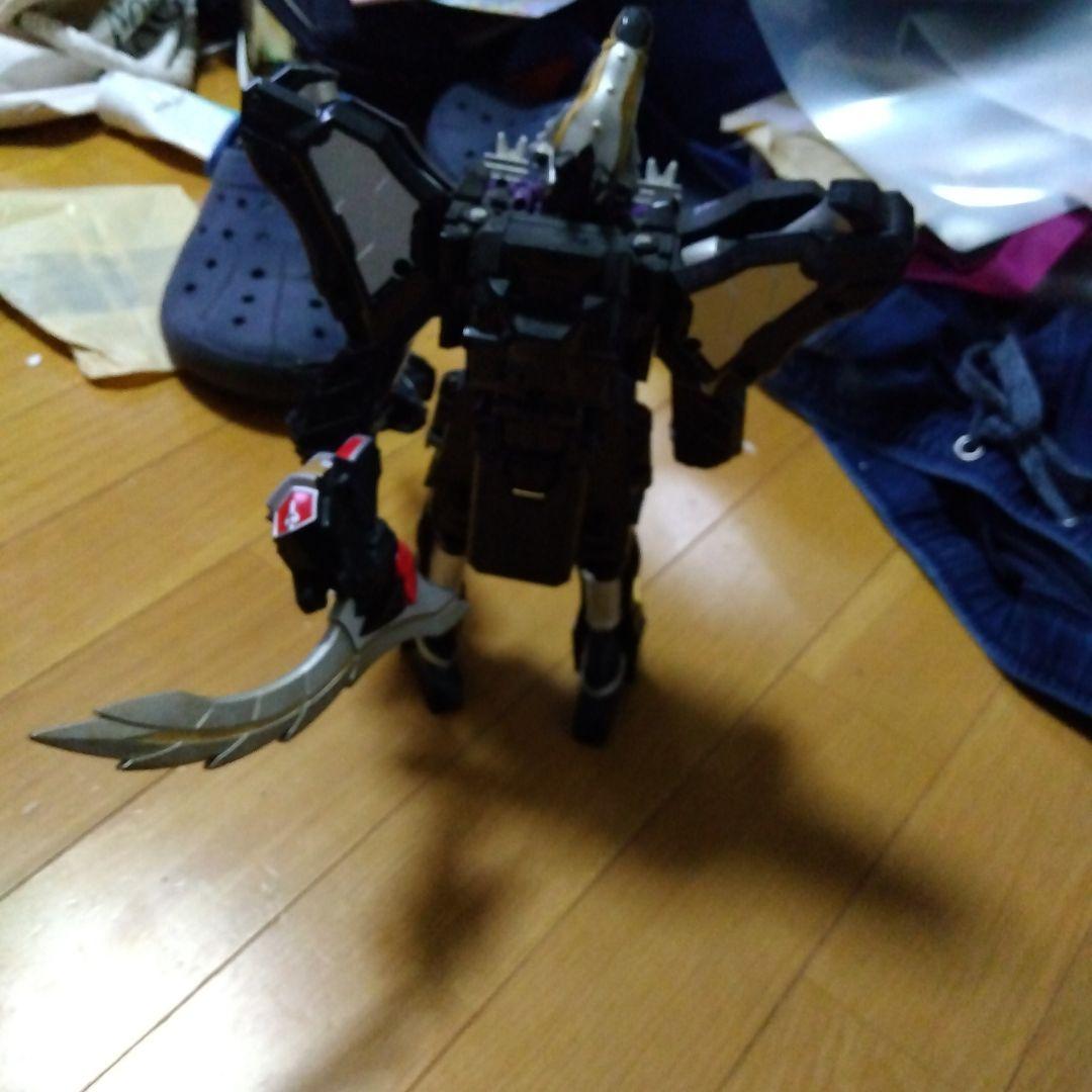 戦隊ヒーロー 翼付きフィギュア