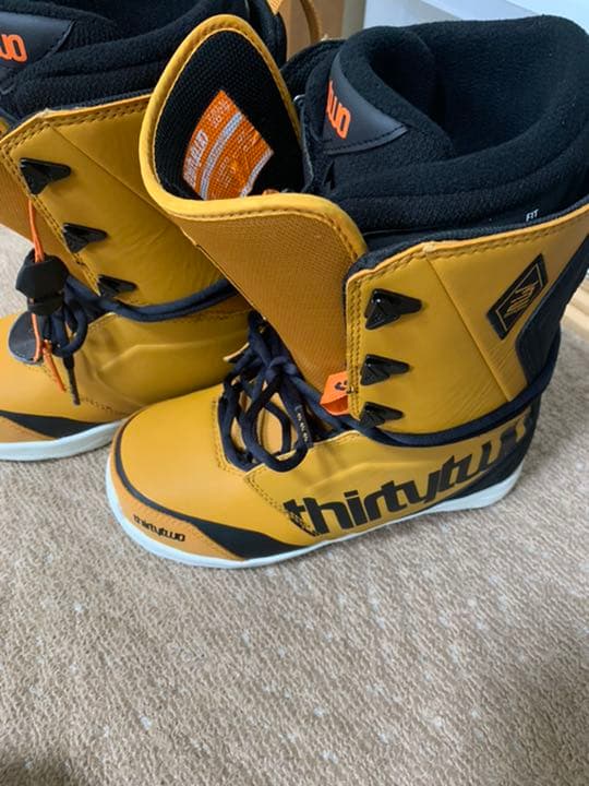 thirtytwo ブーツ
