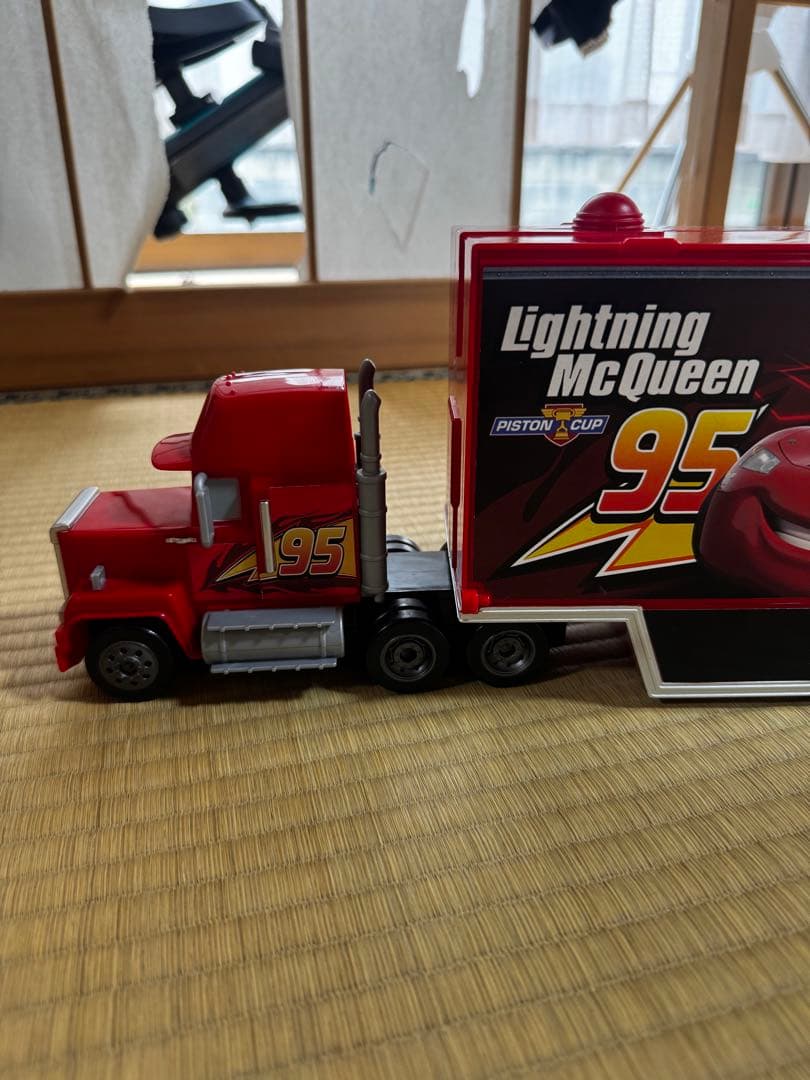 R*N様 たくさんのせよう！大きなマック