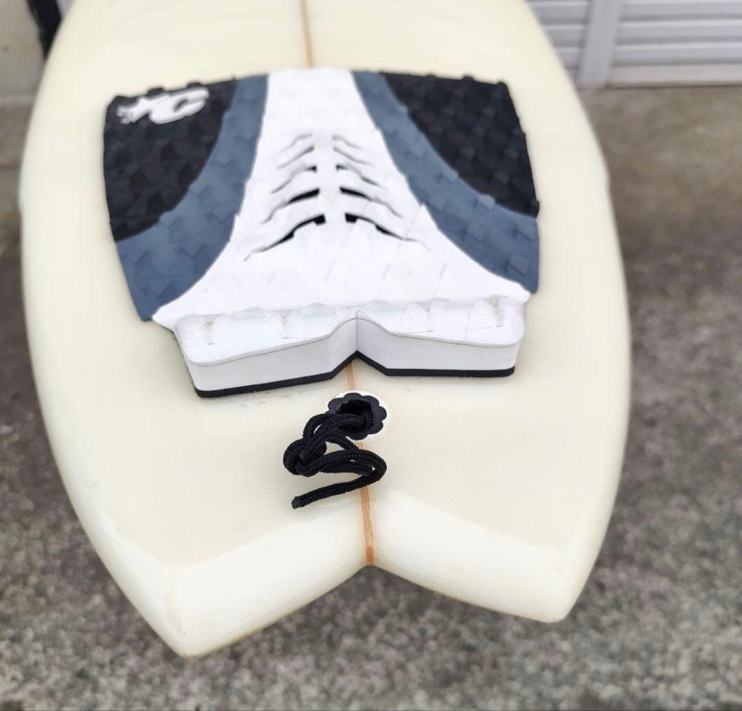 小波用　サーフボード　5’11 ショートボード　32リッター