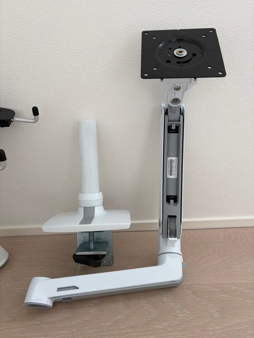 【コバ】 エルゴトロン LX ホワイト（アーム2本＋ノートPCトレー付）