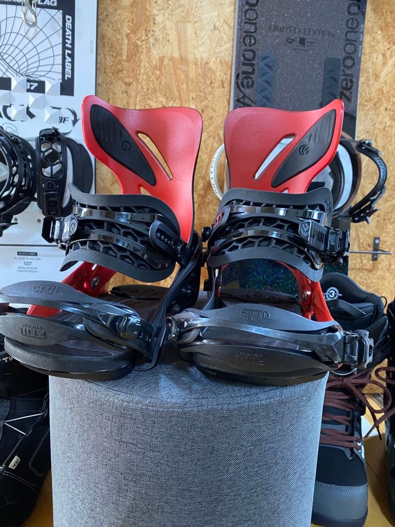FLUX スノーボード ビンディング　バインディング　グラトリ　M