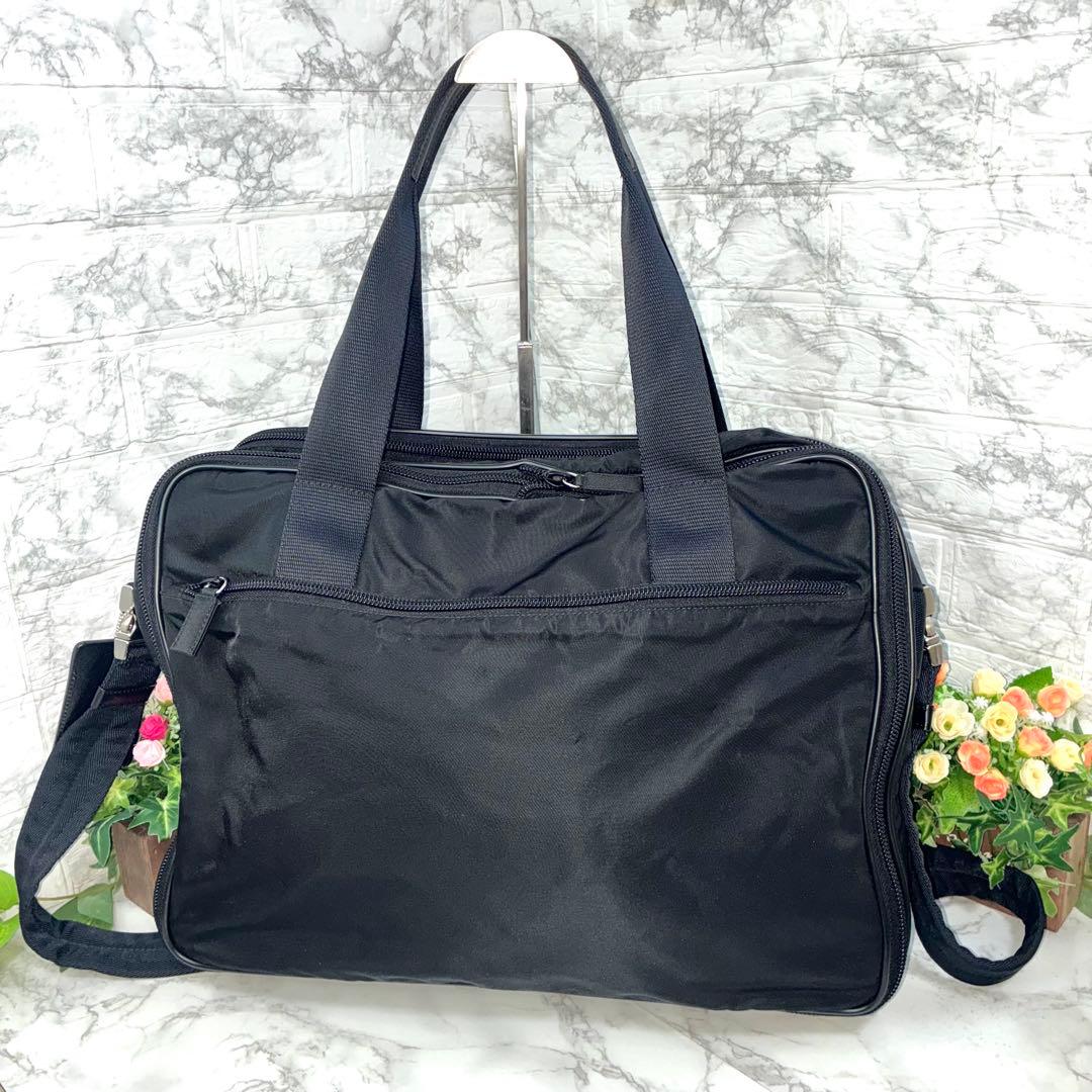 極美品✨プラダ　ナイロン　2wayハンドバッグ　ビジネス　肩掛け　A4収納可　黒
