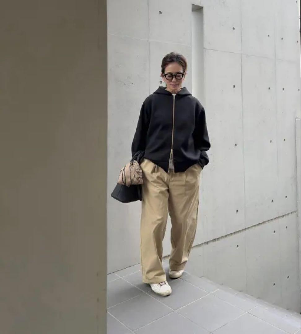 完売 JULY NINE チノパン ベージュ　Mサイズ　試着のみタグ付き