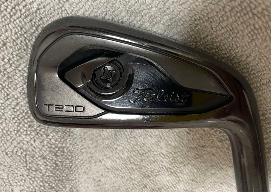 希少　美品　限定版　 タイトリストT200 Black 8本セット！