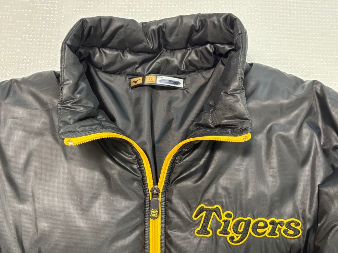 阪神タイガース　2019年ダウングランドコート【厚手】 サイズＯ(XL)ミズノ