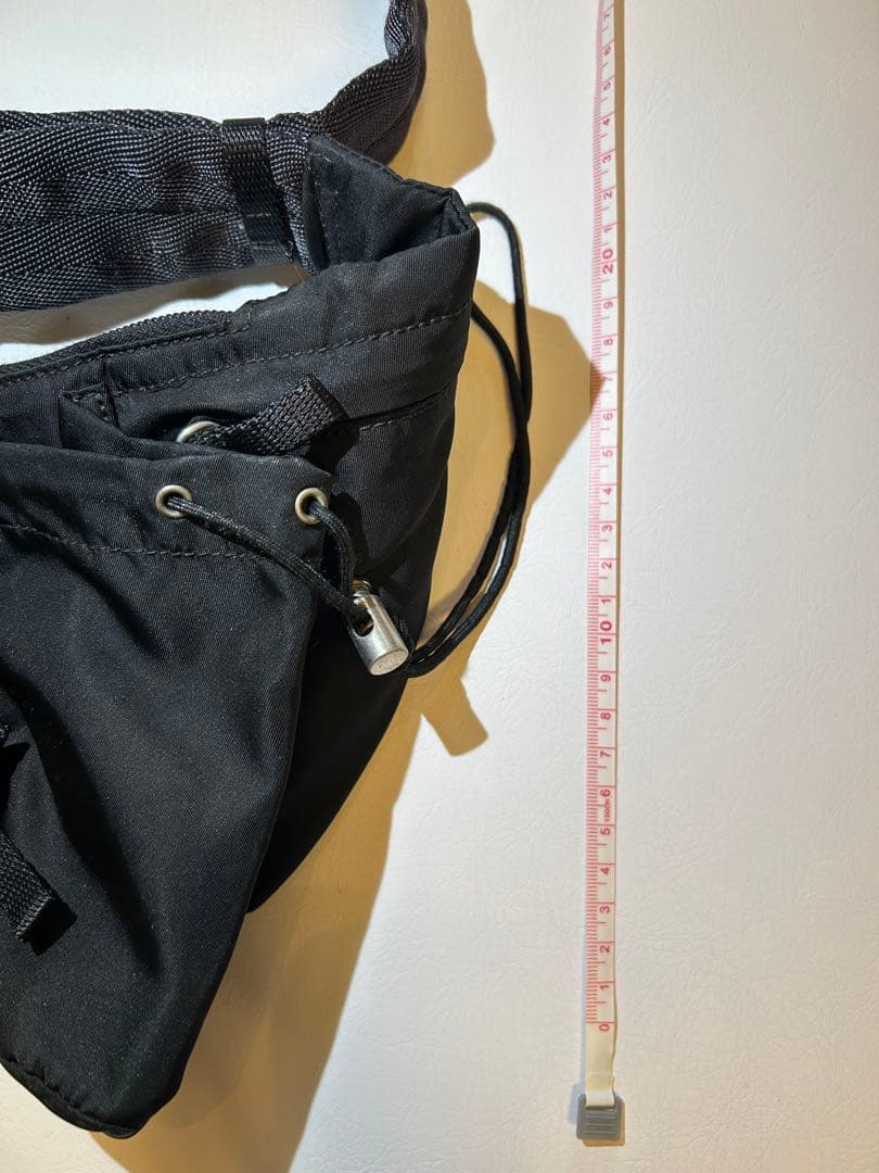 PRADA ブラック ボディバッグ　 　　　　　　　　　ユニセックス【男女兼用】