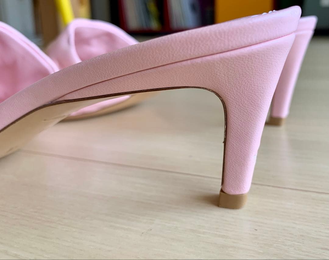 Louis Vuitton ピンクモノグラムエンボス レザーミュール24.5相当