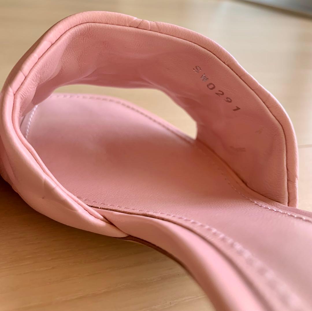 Louis Vuitton ピンクモノグラムエンボス レザーミュール24.5相当