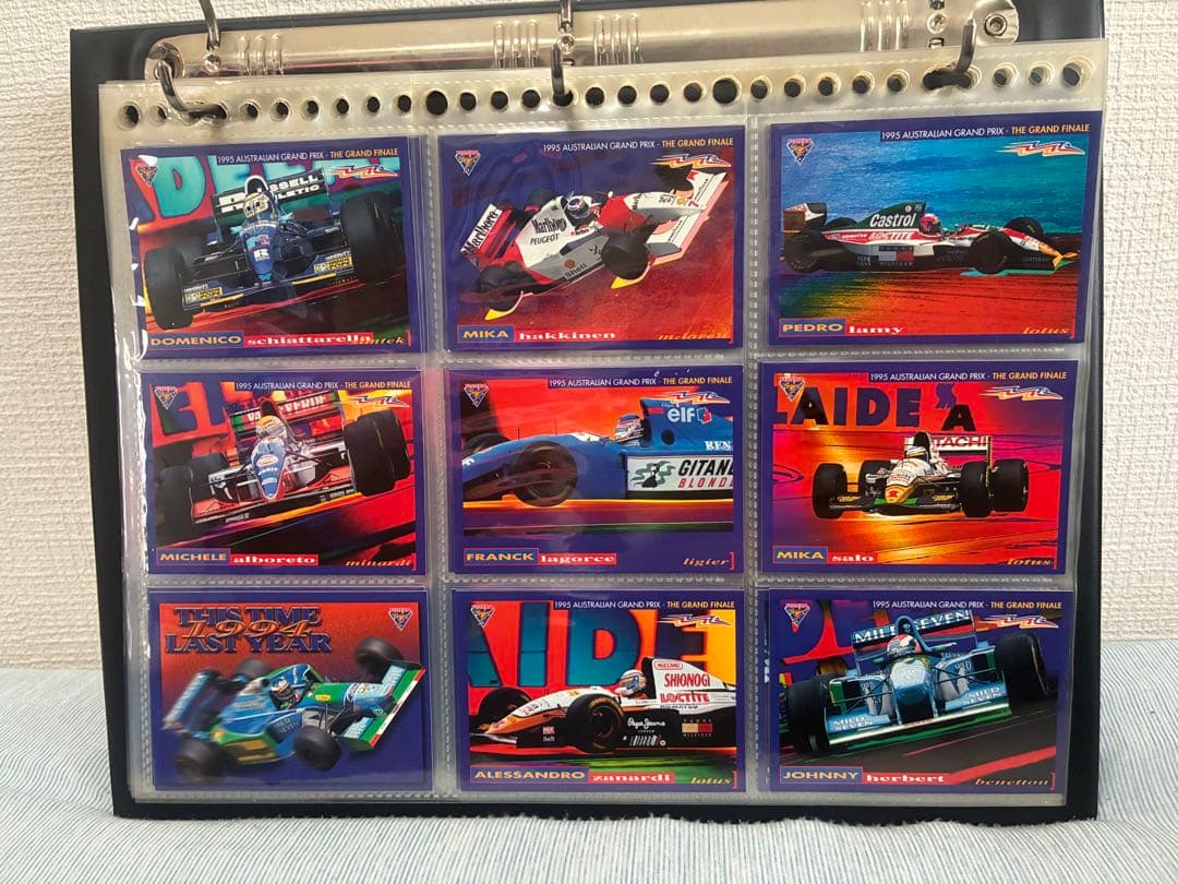 F1 Futera Grand Prix 145枚トレカ、カード入れバインダー付