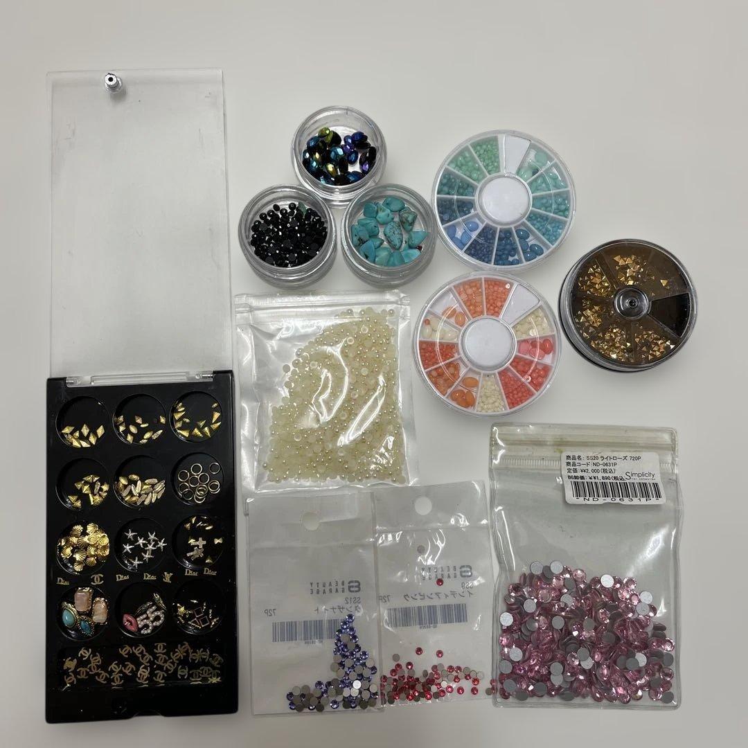ネイルパーツ　まとめて売り！セット　CHANEL、Diorが可愛い❣️