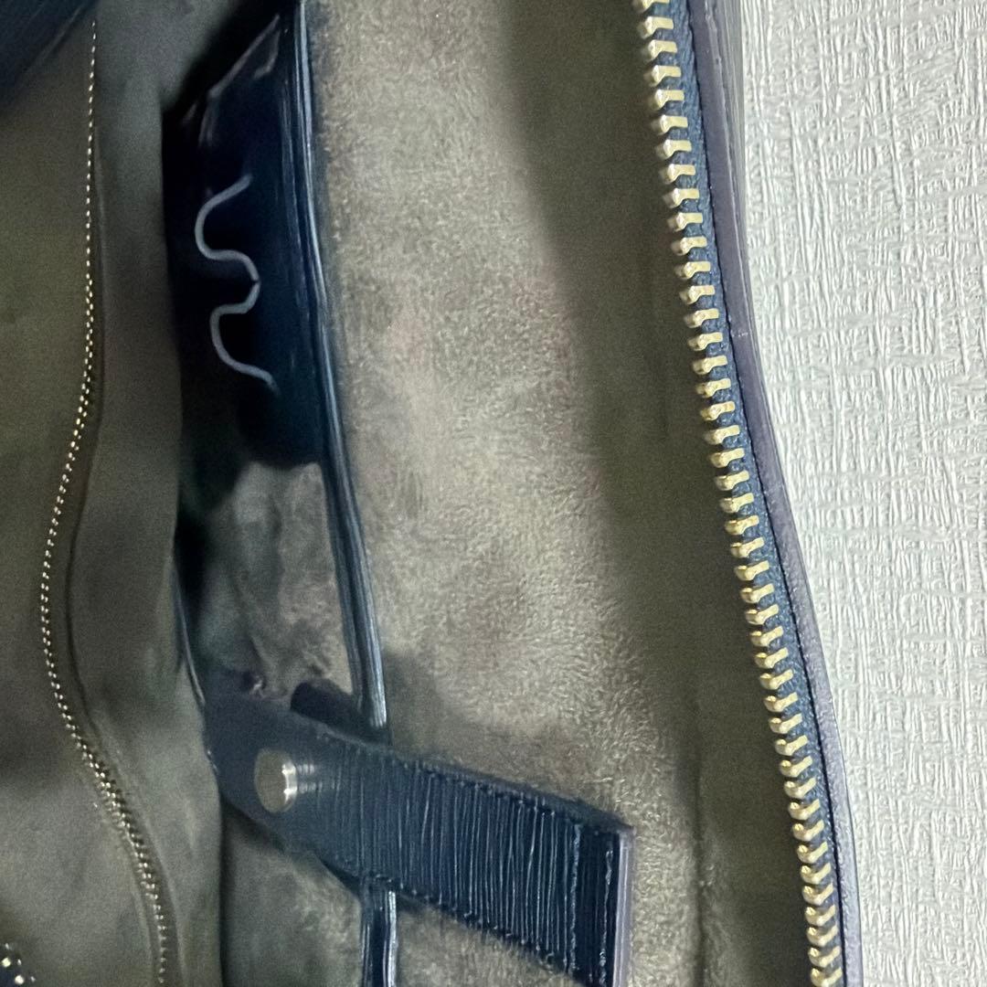 ペッレモルビダ キャピターノ 2way ブリーフケース