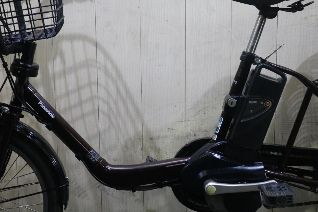 パナソニック ギュット・ミニ・DX BE-ELMD03T 8.9AH 20型茶色