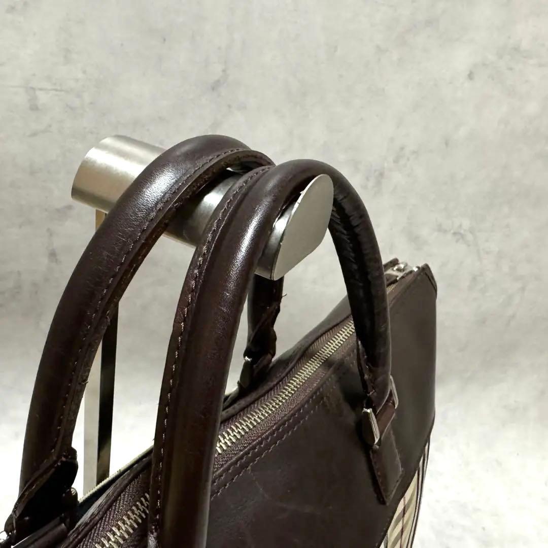 バーバリー　ビジネスバック　ノバチェック　ブラウン　ロゴプレート　A4◎