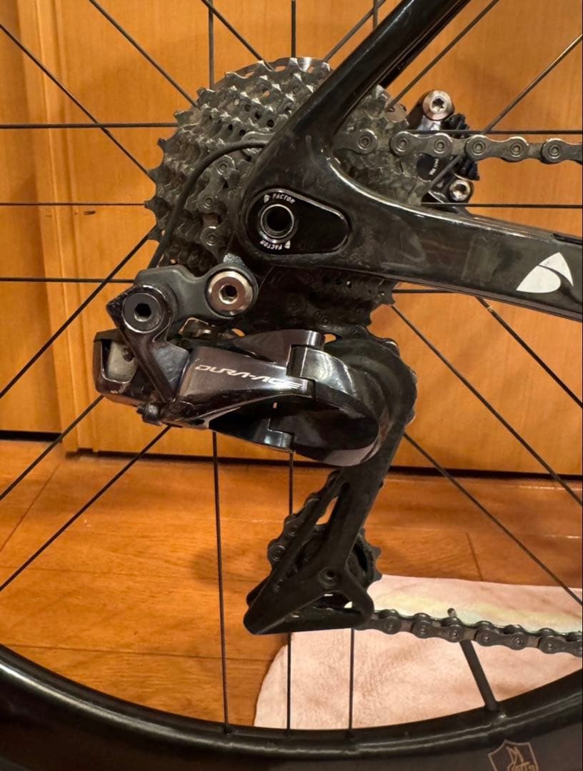 美品！ファクター　FACTOR OSTRO VAM オストロ ロードバイク完成車