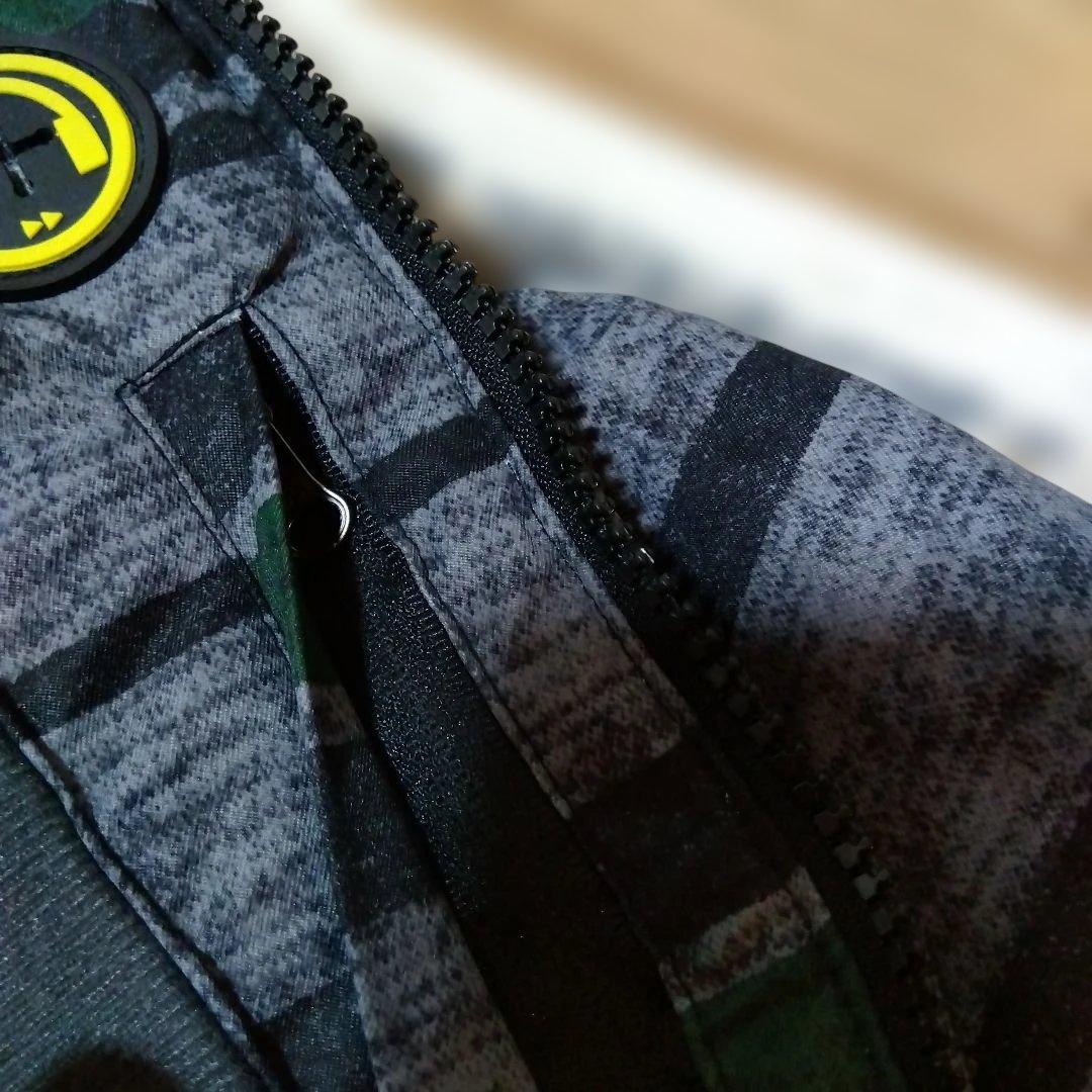 BURTON スノーボードウェア 米S　日M ジャケット　フード取外可能