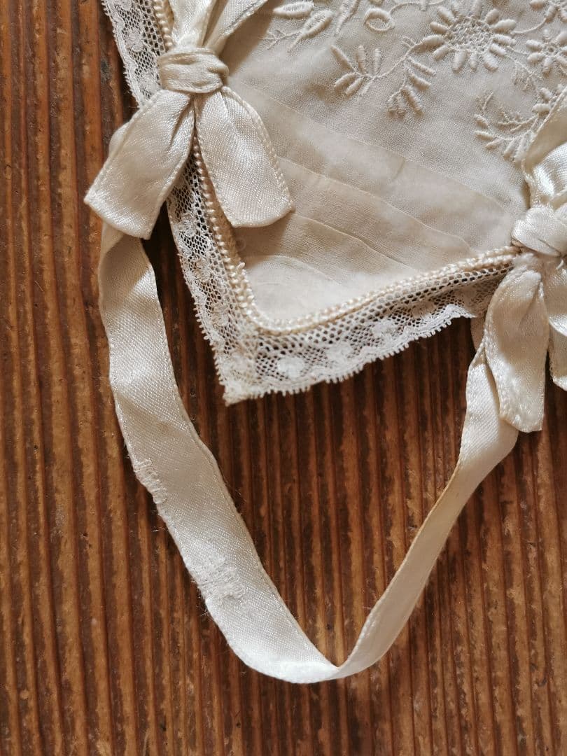 アンティーク 初聖体式 花刺繍&プリーツ リネンシルク オモニエール 二重バッグ