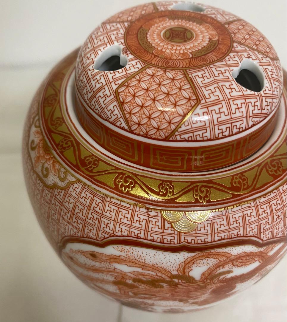 「九谷武山」　福島武山　赤絵細密画　人物・鳳凰・山水図三ツ足香炉 / 九谷焼