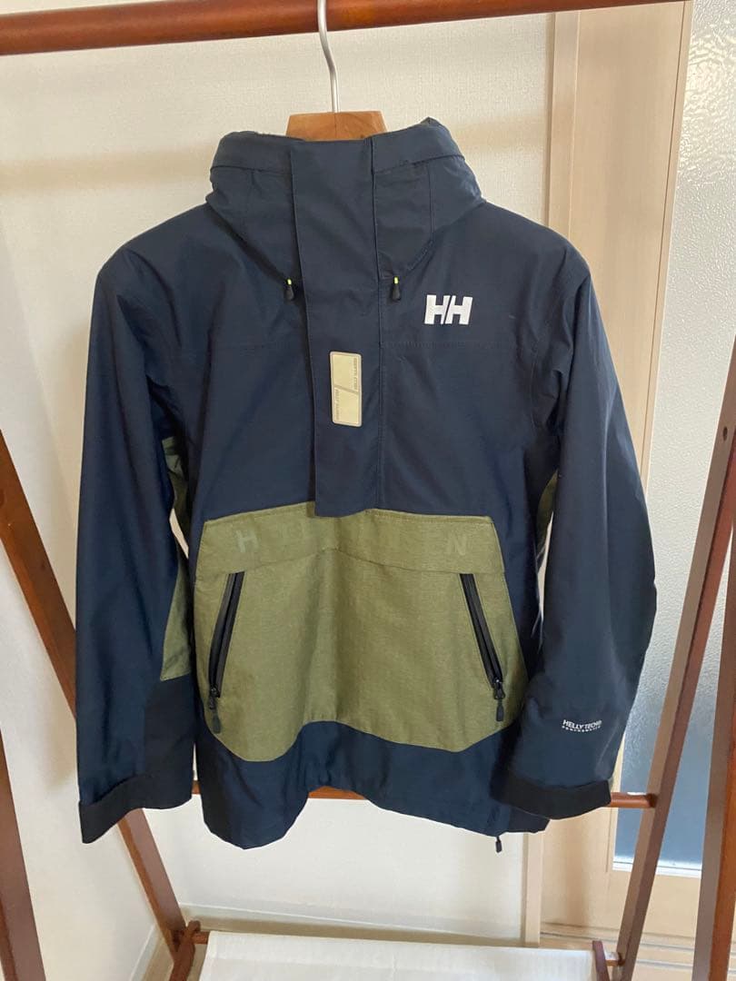 ヘリーハンセン　スノボーウエア