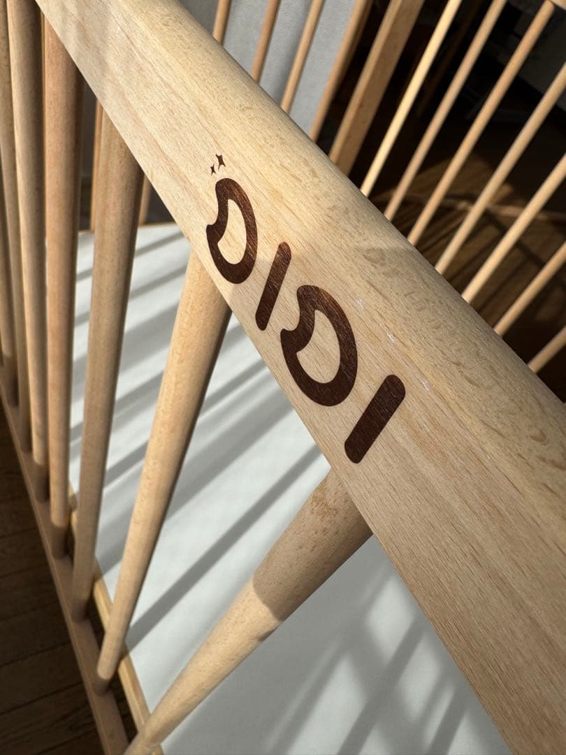 【学習机にもできる】DIDI 木製　ベビーベッド キャスター付き　高さ調節可能