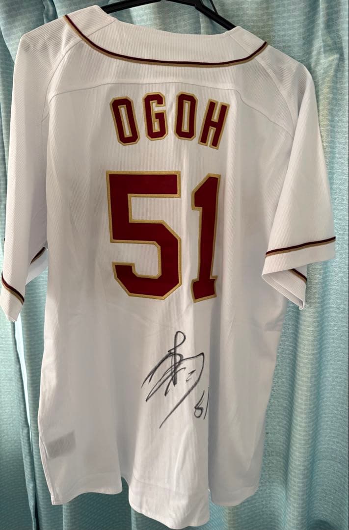 楽天イーグルス 小郷裕哉 直筆サインユニフォーム