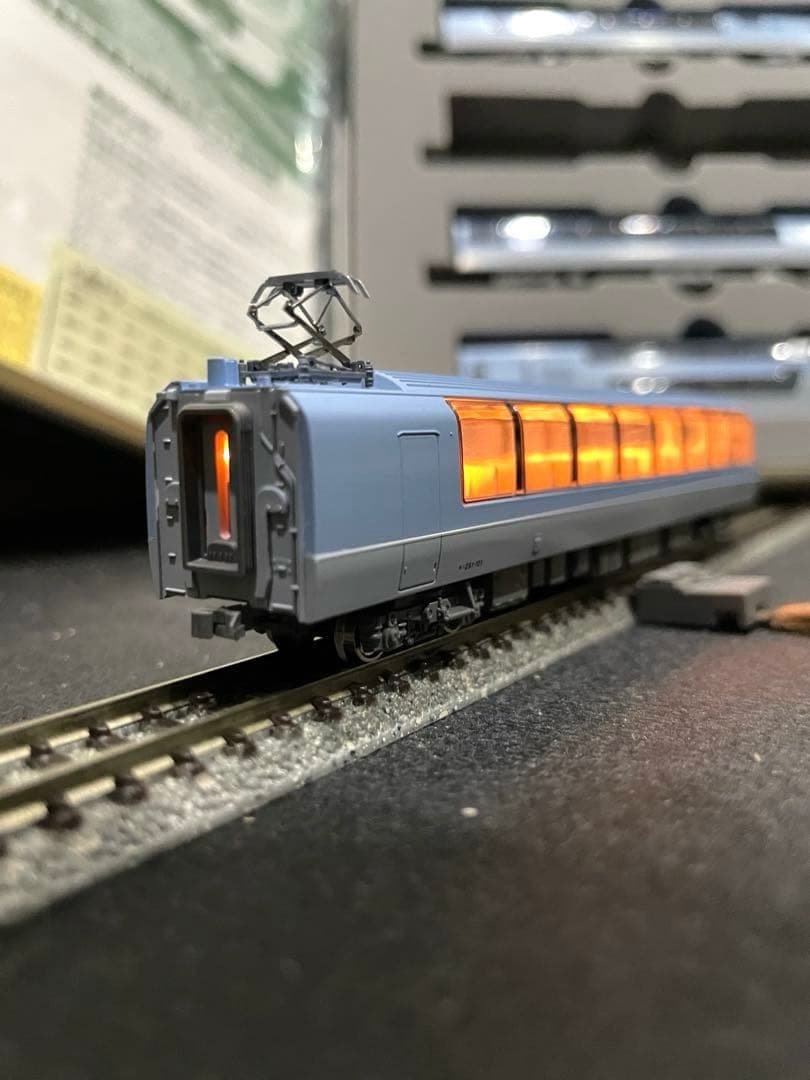 251系スーパービュー踊り子　KATO。