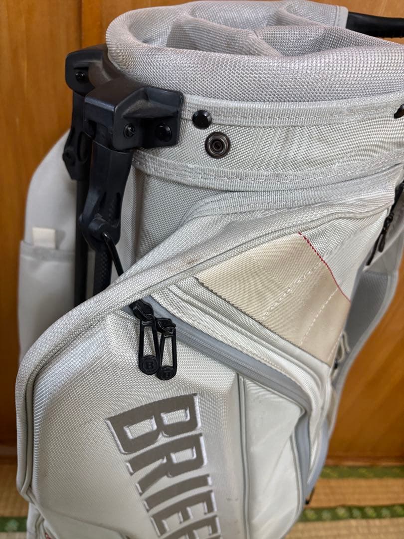 BRIEFING ホワイト キャディバッグ