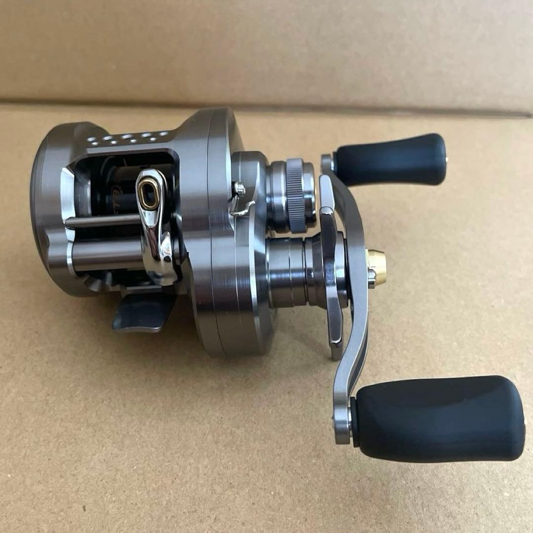 【美品】シマノ 23カルカッタ BFS XG カスタム 中古