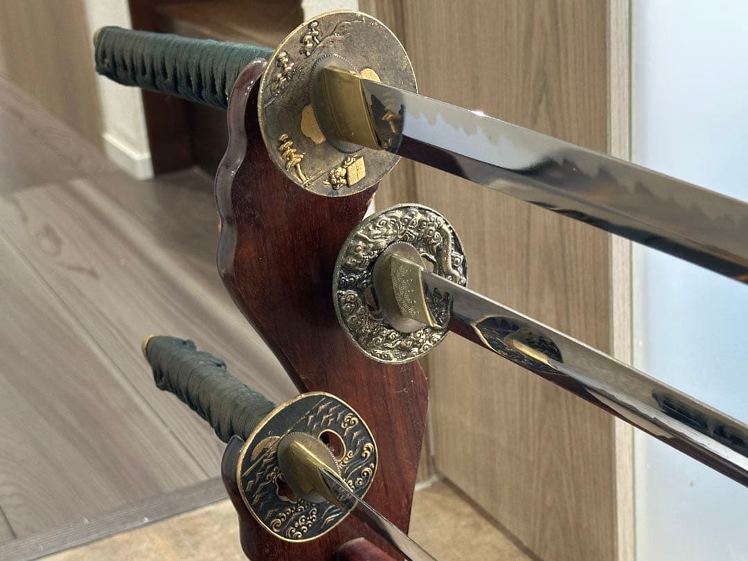 模造刀 3本セット（刀掛け付き）