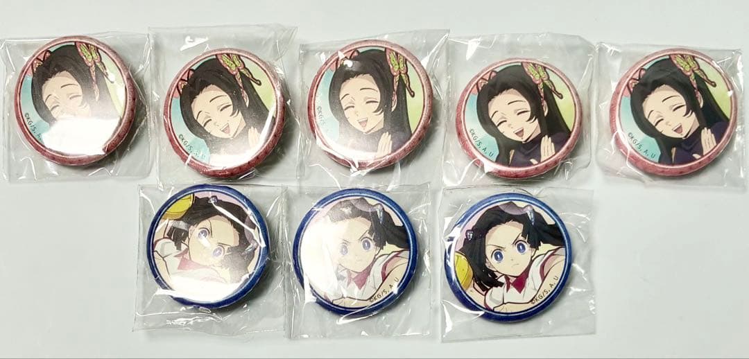 【希少】キメツ学園　くじ引き缶バッジ　カナエ　アオイ