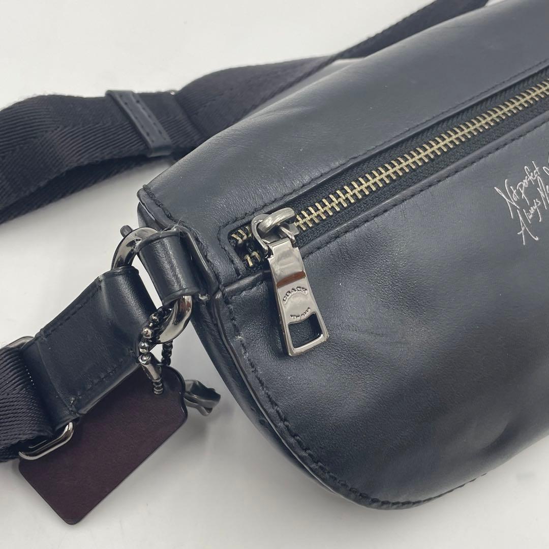 【美品】コーチ ボディバッグ ウィズバニー セレーナゴメス 限定 ショルダー 黒