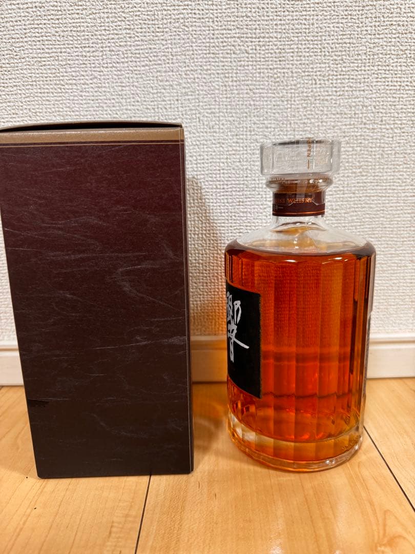 【新品】HIBIKI 21年 ウイスキー 700ml 箱入り