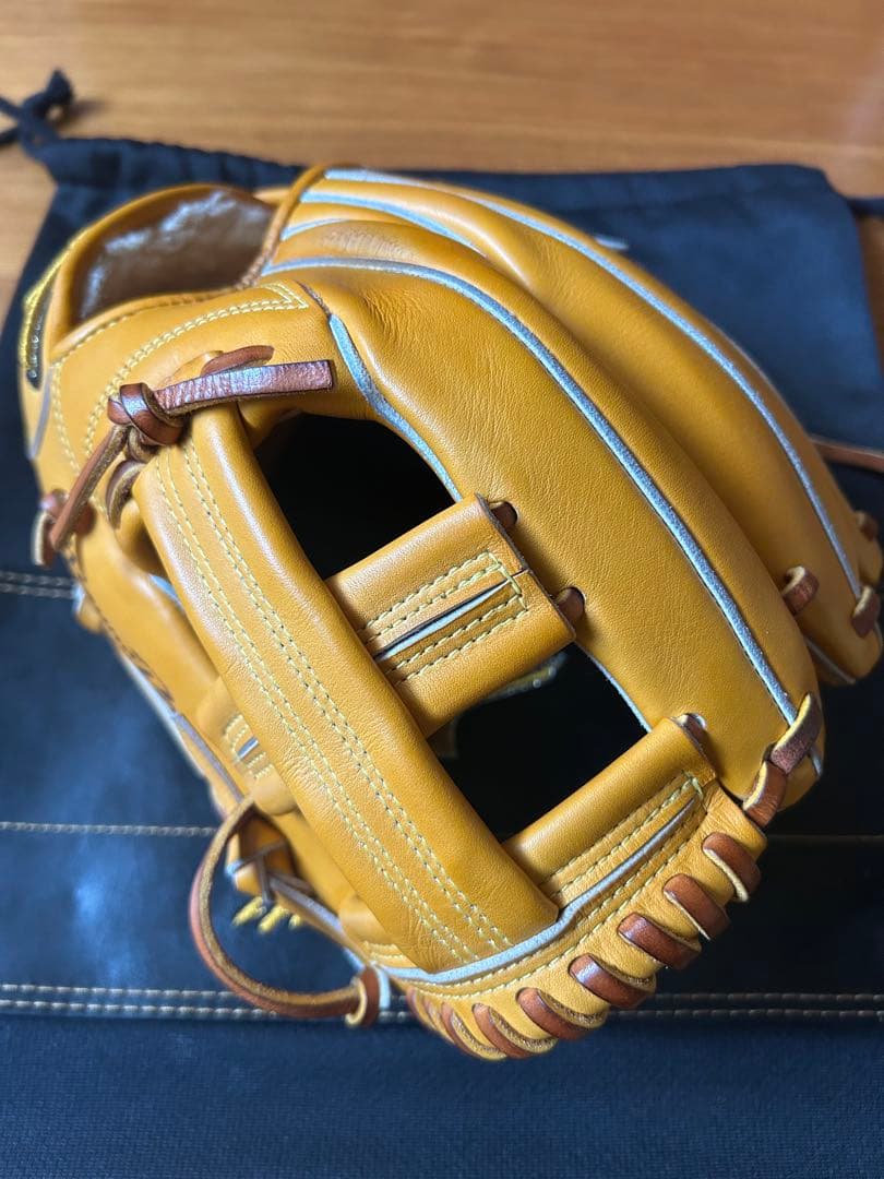 ミズノプロ　野球グラブ　内野手用　硬式