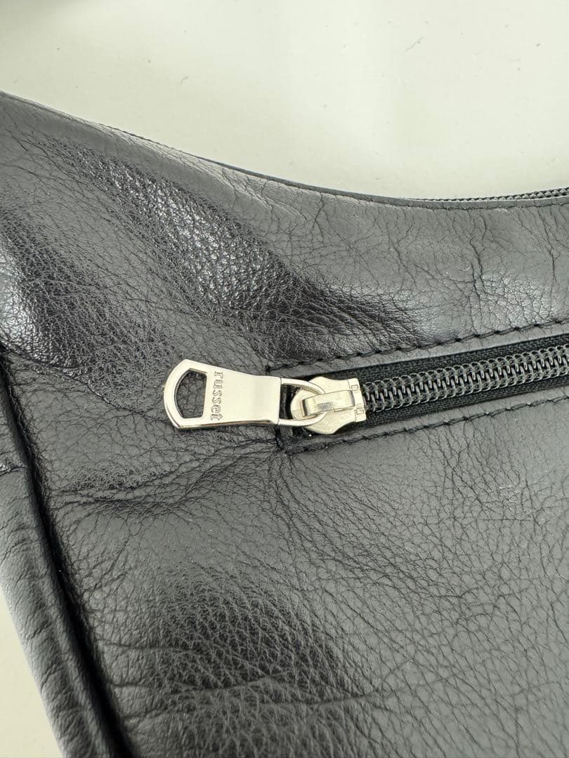 russet ソフトレザーラウンドショルダーバッグ(CE-1326)