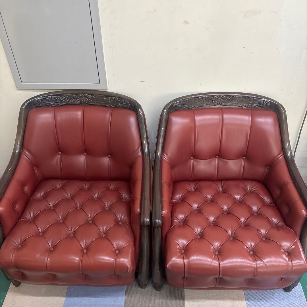 赤レザー　クラシックソファ　1脚①