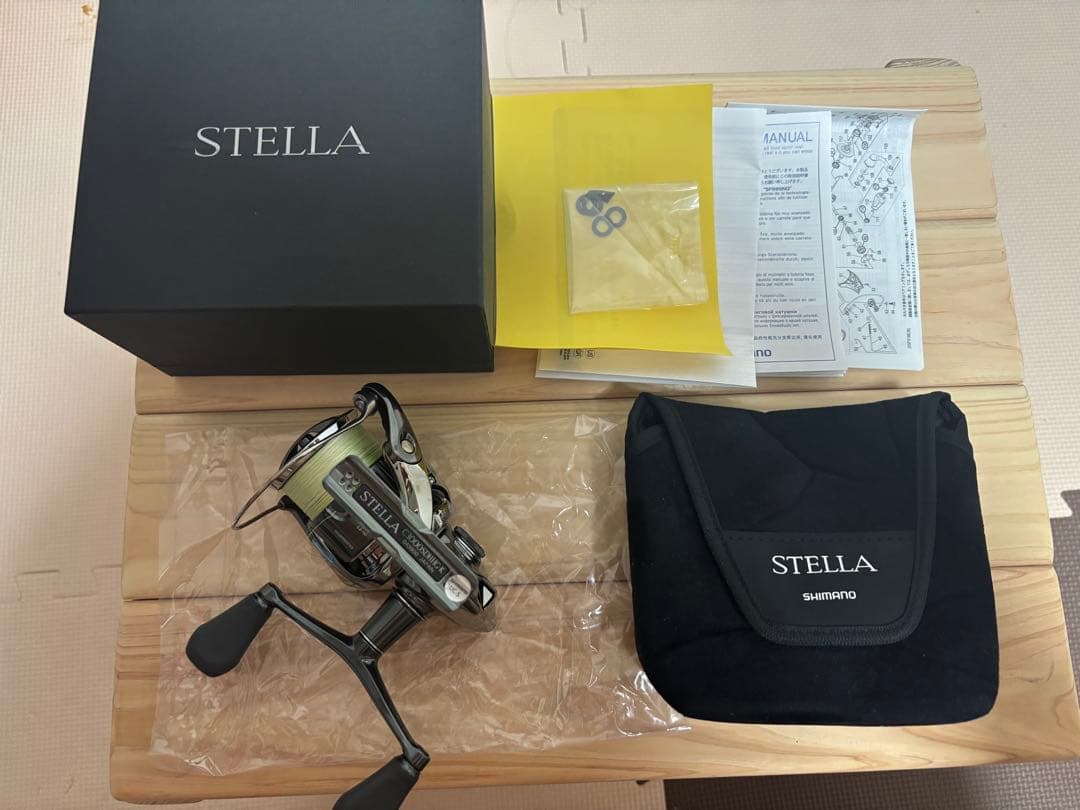 【美品】SHIMANO 22 STELLA C3000SDHHGスピニングリール