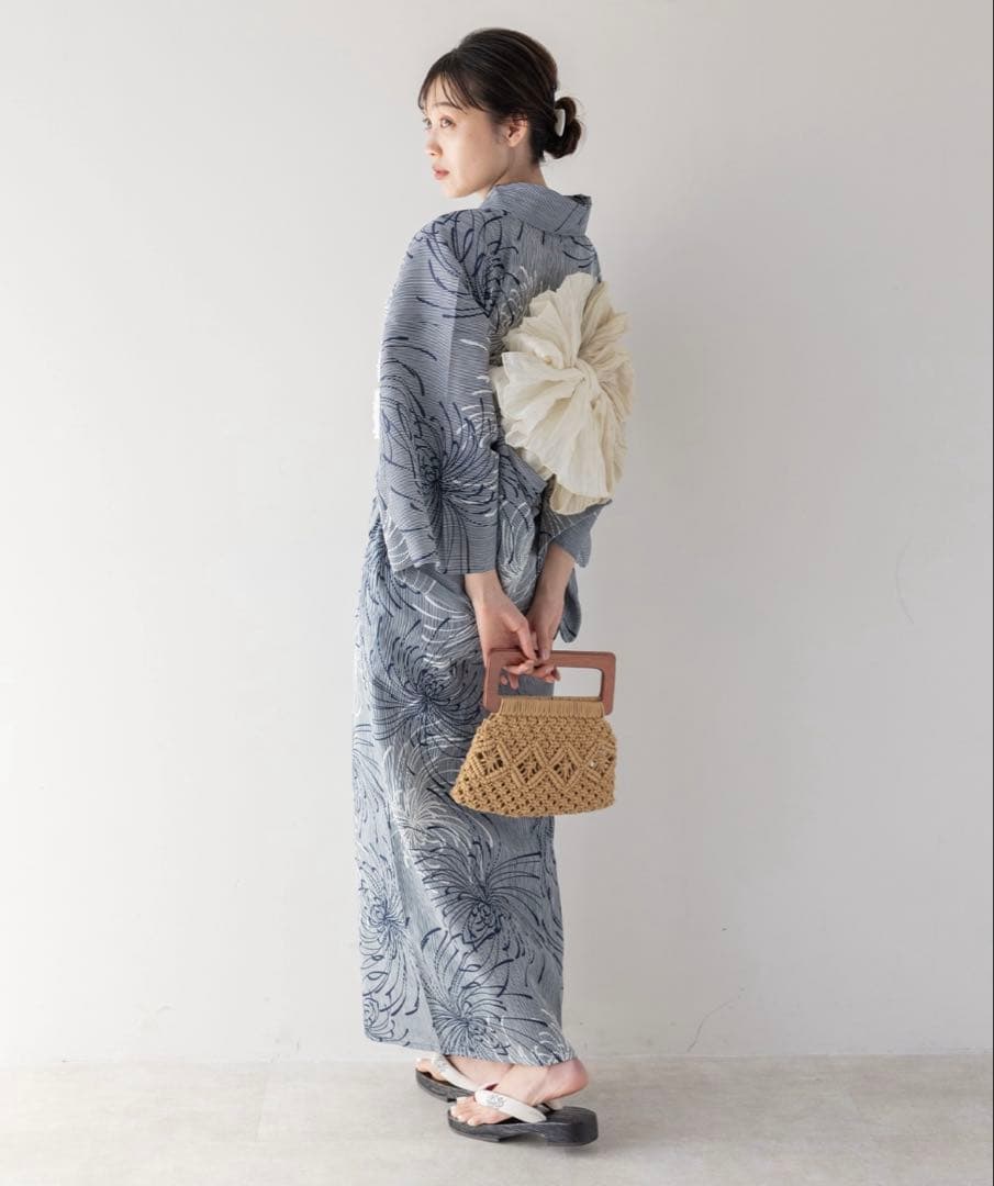 ゆかた館グレース花柄 浴衣・帯・下駄セット