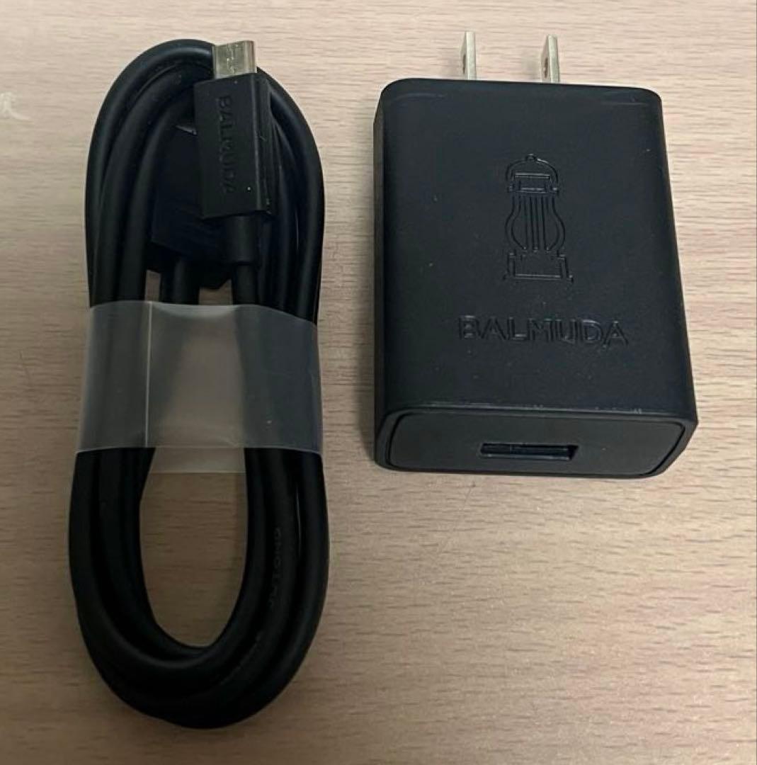 ひ*み様 美品！BALMUDA バルミューダ LEDランタン L02A-BK