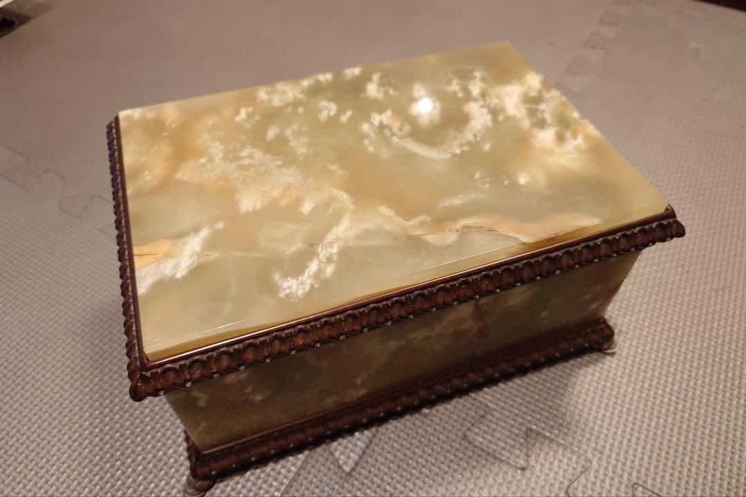 Reuge 手巻きオルゴール