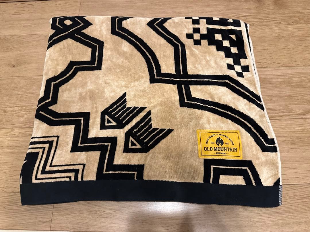 OLDMOUNTAIN KAKEMONO ベージュ カケモノ