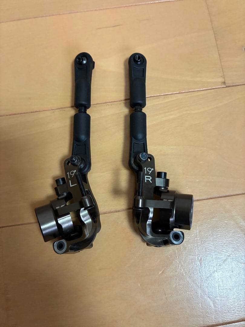 京商　mp10 if631 IFW461c ナックル、フロントハブ セット美品