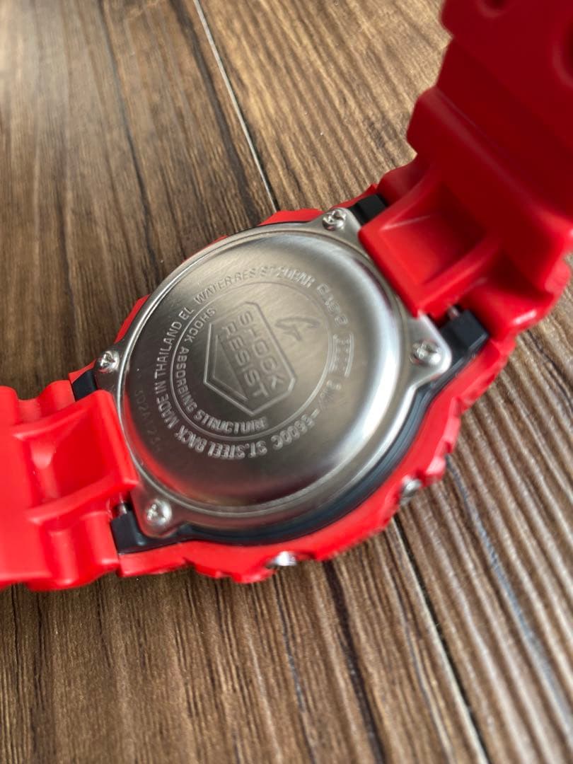 G-SHOCK CASIO 3222 赤