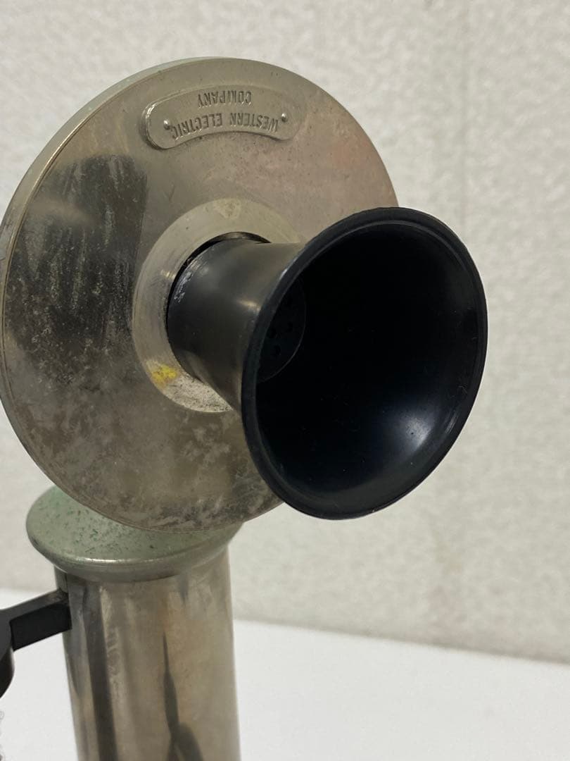 3-2689 ジム・ビームの「1904年式ダイヤル電話デキャンタ　ウィスキー