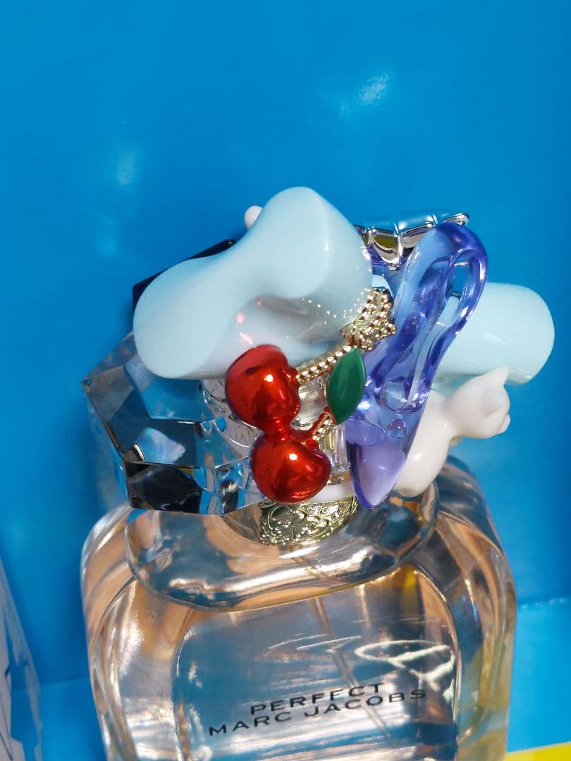 MARC JACOBS PERFECT オードパルファム